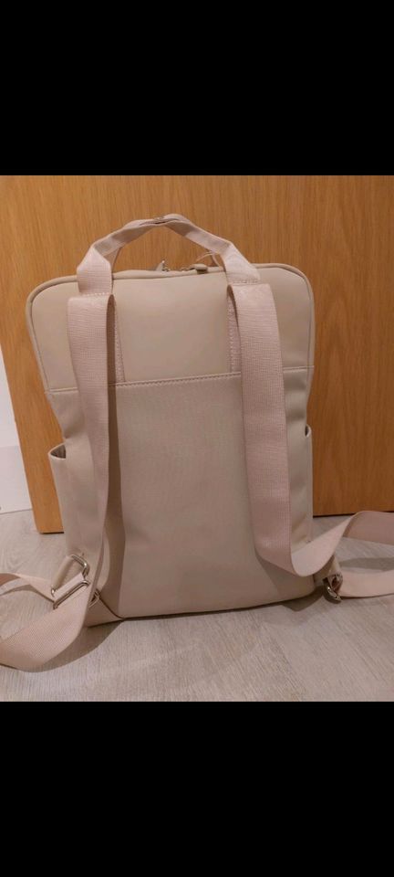 Kapten and son Bergen Sandstone beige Rucksack Tasche in Berlin