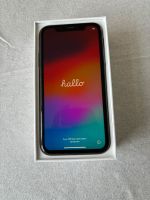 iPhone 11 128 GB mit unbenutzten Original Kabelkopfhörern Nordrhein-Westfalen - Xanten Vorschau