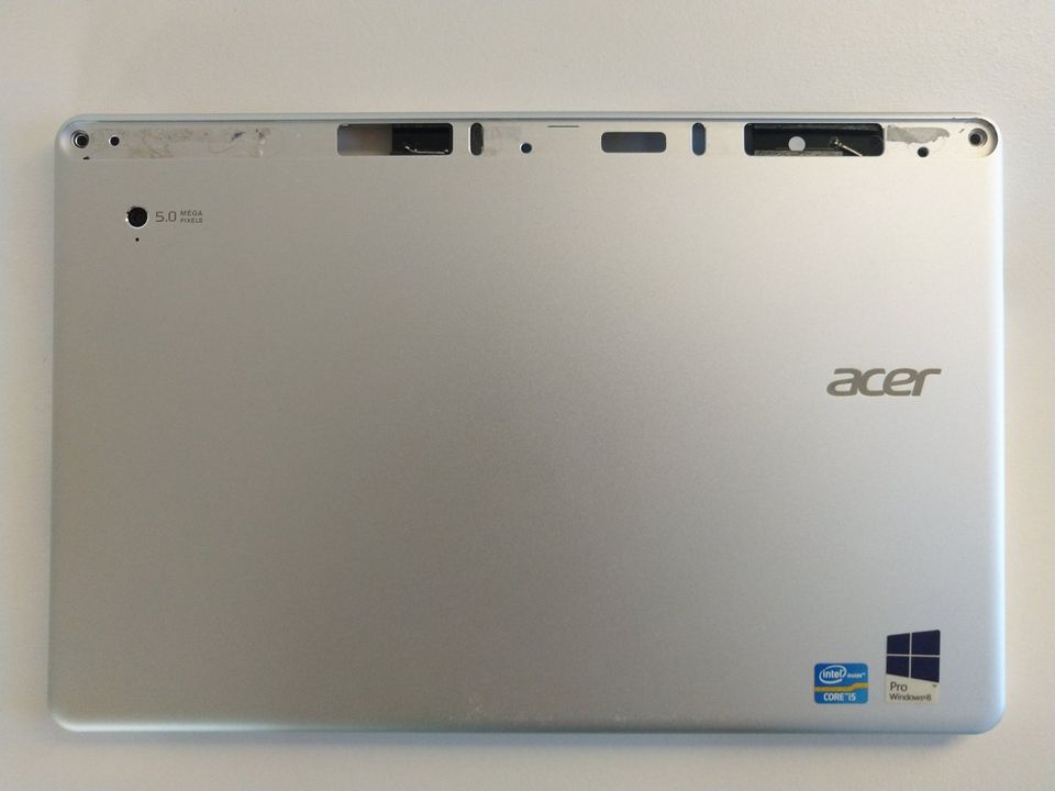 Acer Iconia W700P Tablet - Ersatzteile (inkl. Akku) in Laufen