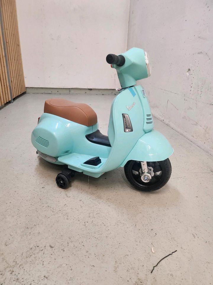 Elektro kindermotorrad vespa in Friedrichshafen