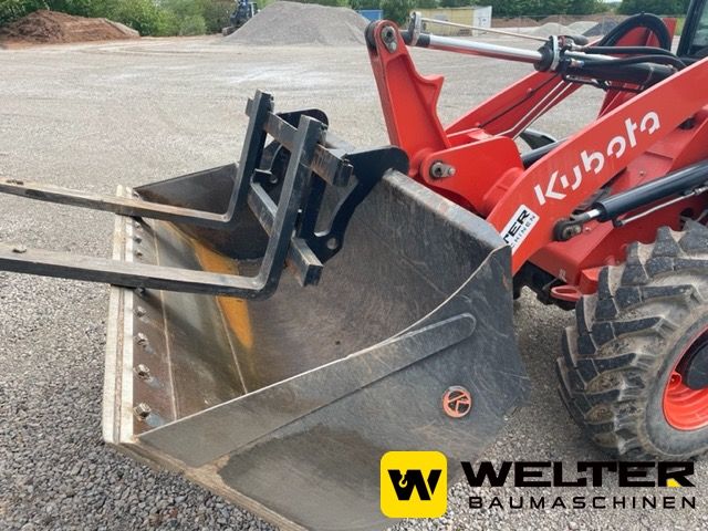 Kubota R065 Radlader Lader Hoflader Bruttopreis inkl. Mwst Schaufel und Gabel in Hermeskeil