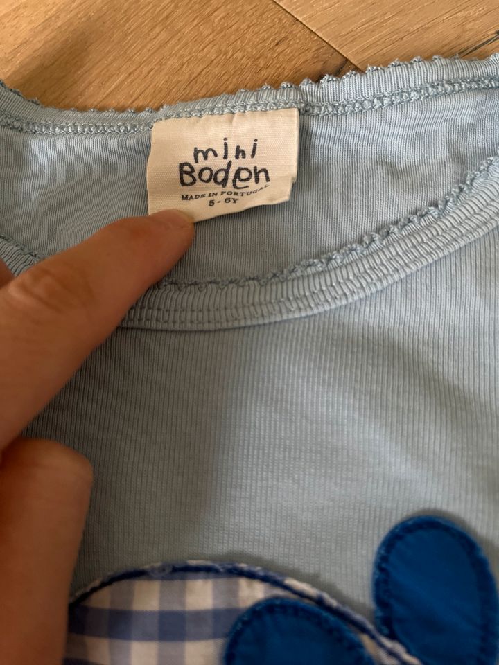 Mini Boden 5-6 116 Tshirt in Aarbergen