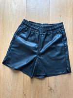 Shorts zum binden / Esprit Lederimitat Nordrhein-Westfalen - Willich Vorschau