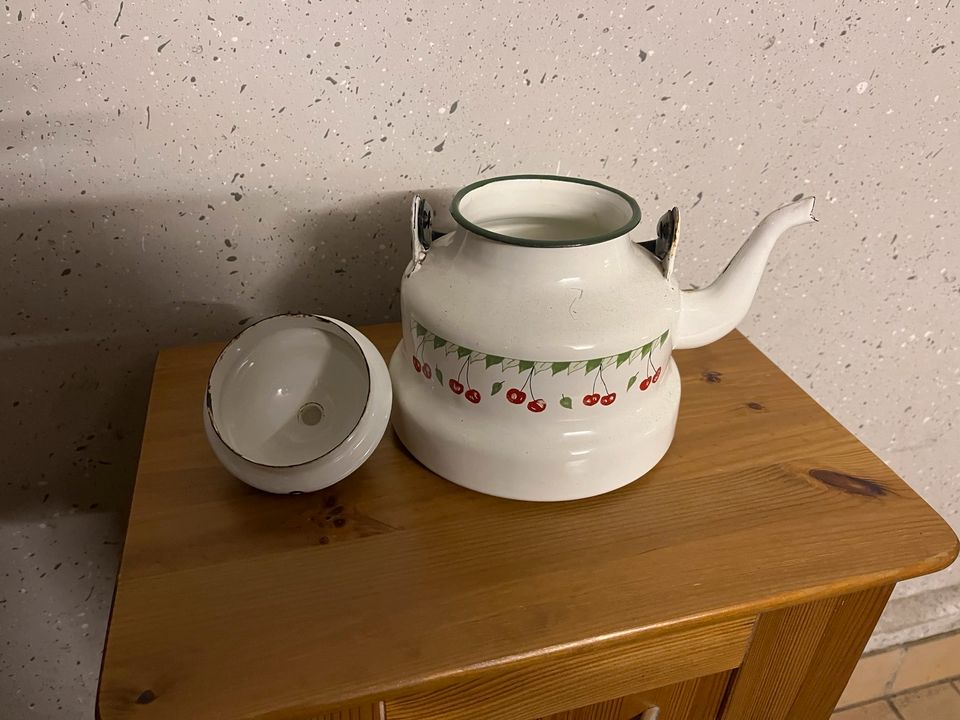 Teekessel, Wasserkocher, in Büchlberg
