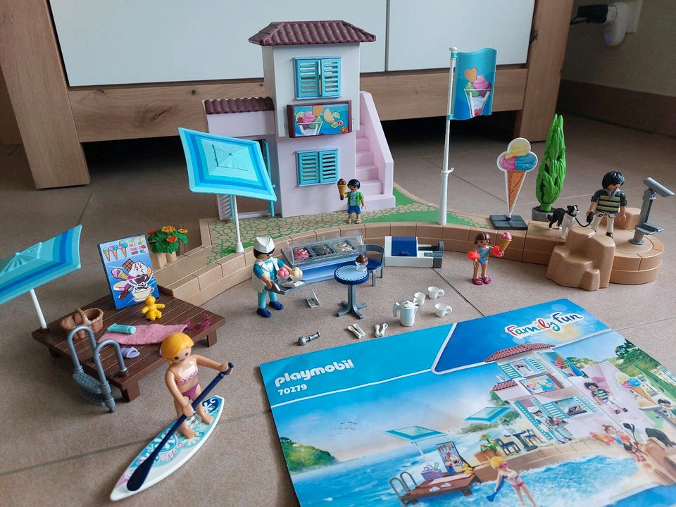 Playmobil 70279 Family Fun Eisdiele am Hafen in Westoverledingen