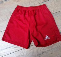 Sporthose shorts adidas rot Gr 140 Niedersachsen - Hambühren Vorschau