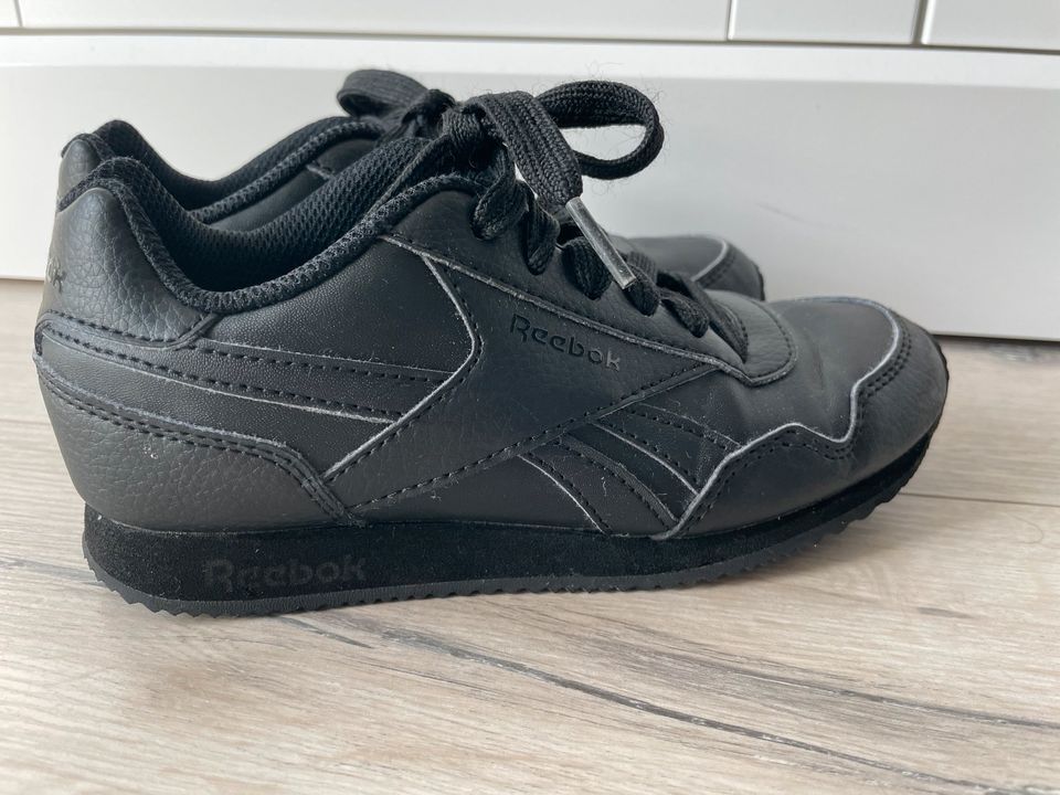 Reebok Sneaker Kinder schwarz, Gr. 31 in Overath