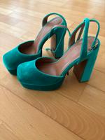 Asos High Heel Plateau Sandalen samt emerald grün 36 Neuhausen-Nymphenburg - Neuhausen Vorschau