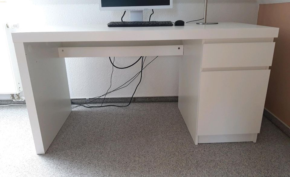 Ikea Malm Schreibtisch in Waren (Müritz)