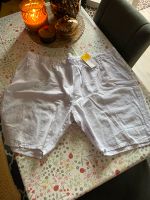 Leinen Shorts kurze Hose weiss Gr. 56/54 Plus Size Niedersachsen - Uelzen Vorschau