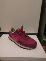 Nike Metro Plus Hessen - Ehringshausen Vorschau