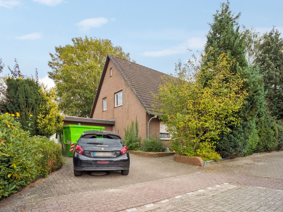 Gepflegtes Einfamilienhaus in bester Sackgassenlage von Bockhorn! in Bockhorn