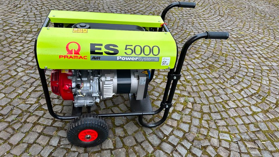 PRAMAG ES 5000 mit Räder Stromerzeuger Notstromgenerator in Kirchhundem