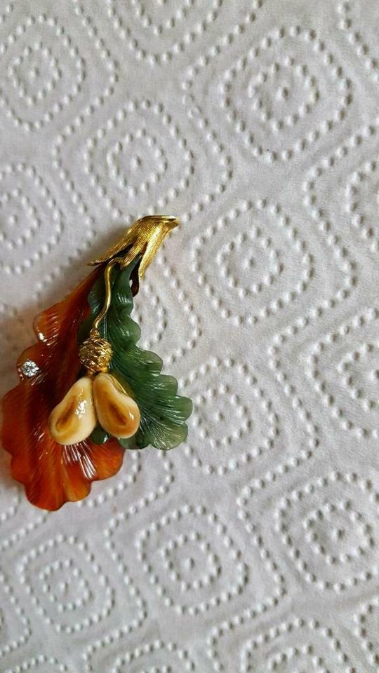 Brosche 585 Gold Jagd Jade  Grandel Tracht Anstecknadel in Ehningen