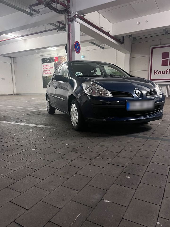 Renault Clio 3 1,2L in Röttenbach