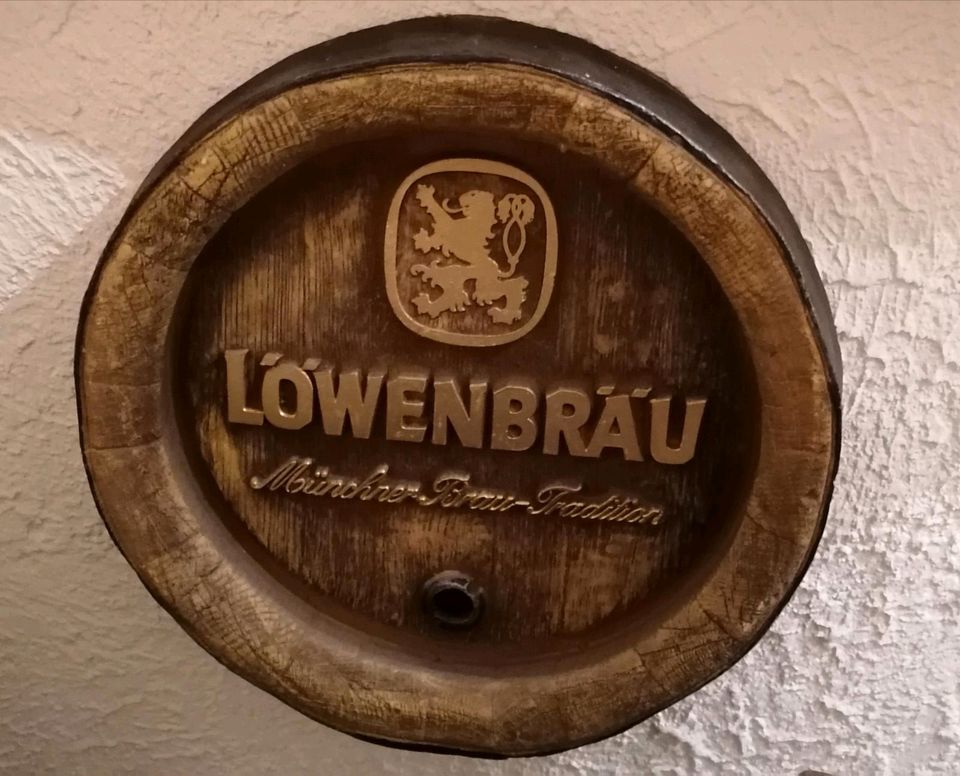 Blechschilder, Bierwerbung, Leuchtwerbung, Wanduhr in Rehfelde