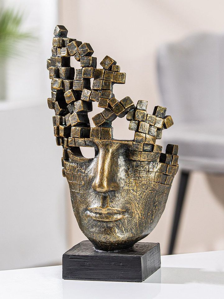 Moderne 'Male Mask' Skulptur mit Würfelgedanken – NEUHEIT in Gladbeck