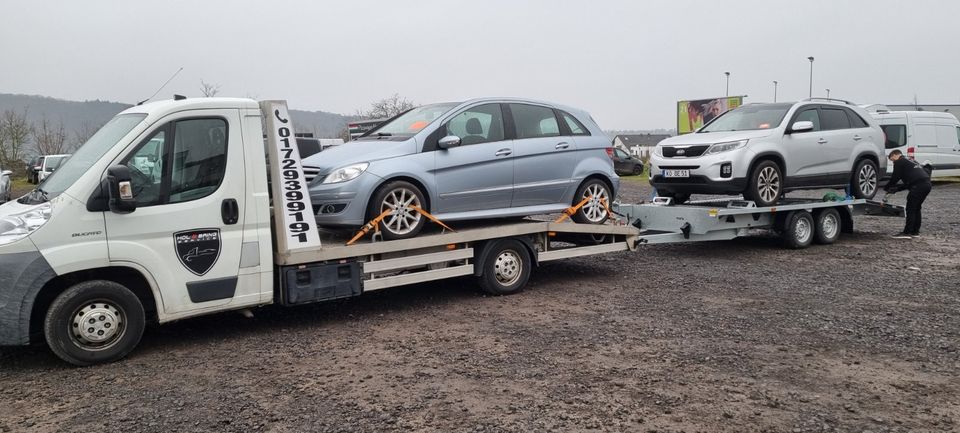 AUTOTRANSPORT / ABSCHLEPPDIENST / KFZ - ÜBERFÜHRUNG / PANNENHILFE in Koblenz