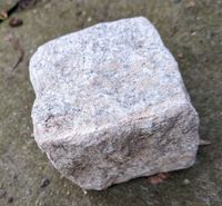 Granit - Quader - Steine - Stück 0,50 € -Gartengestaltung Niedersachsen - Edewecht Vorschau