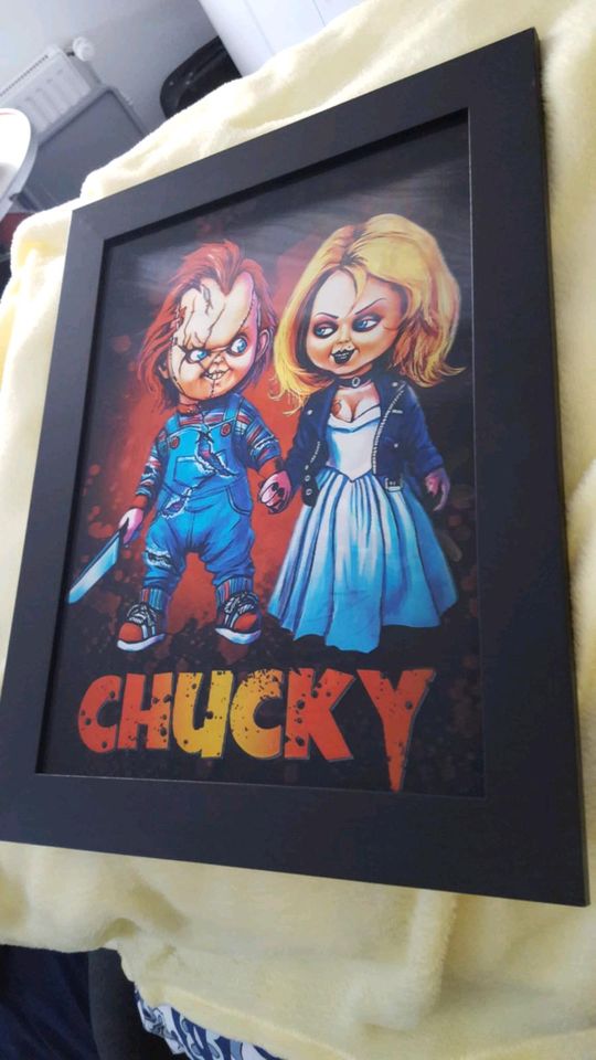 Chucky Bild 3 verschiedene Abbildungen je nach Blickwinkel in Landshut