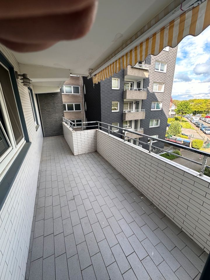 Renovierte Wohnung (Warm) mit großem Balkon in Dinslaken hiesfeld in Dinslaken