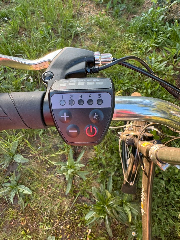 E-Bike Klappfahrrad zu verkaufen in Halle