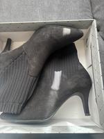 Sehr schöne Stiefeletten Niedersachsen - Bevern Vorschau