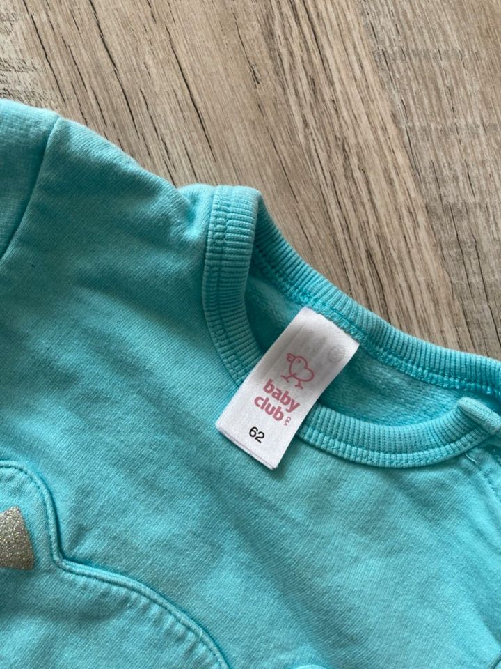 Süße Katzenpullover von Babyclub Größe 62 in Düsseldorf