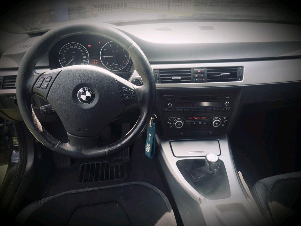 BMW 318 Touring E91  Anzeige unbedingt lesen! in Zeitz