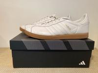 Adidas Gazelle Leder weiß 43 1/3 Bayern - Niederalteich Vorschau