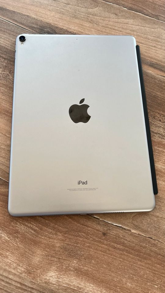 iPad Pro 10.5 (A1701) 64GB Spacegrau in Köln