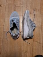 Asics Turnschuhe Größe 40 Nordfriesland - Hattstedt Vorschau