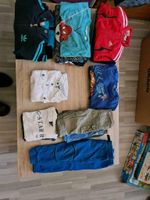 Jungen Bekleidung Paket in gr. 98 Pullover Jogginganzug Nordrhein-Westfalen - Gütersloh Vorschau