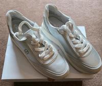 S.Oliver Schuhe Sneakers Low Gr.39 NEU und UNBENUTZT Nordrhein-Westfalen - Witten Vorschau