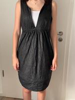 Schwarzes Kleid von Gestuz, Knitterlook, Größe 38 Burglesum - Lesum Vorschau