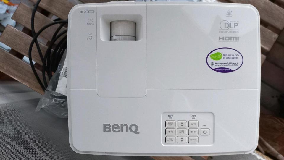Benq TW523P 3 D DLP Beamer Leinwand Deckenhalterung HDMI Kabel in Berlin