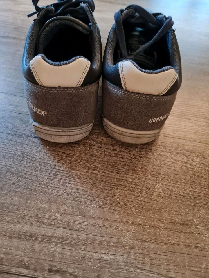 Sneaker Grösse 40 grau Gordonjack Schuhe Herrenschuhe in Bergheim