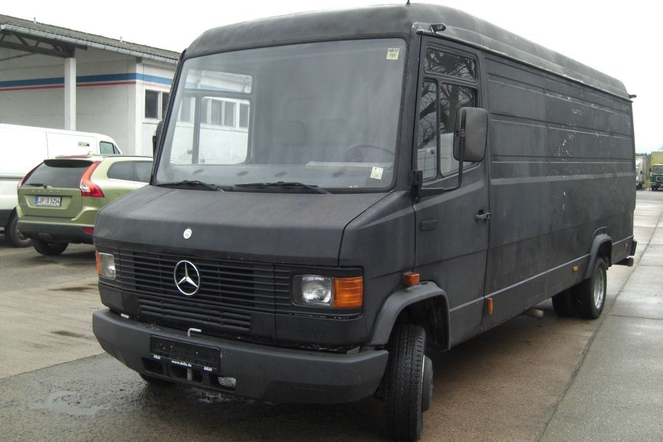 Mercedes-Benz 511 611 (wie  711 609 709) MAXI in Parchim