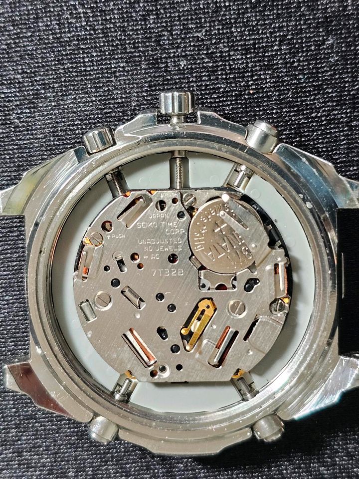 Japanische Uhr, Chronographenuhr, Seiko-Uhr, Vintage-Uhr. in Köln