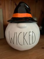 Rae Dunn Kerze WICKED 1,5KG Wachs! Gnome Candle Schleswig-Holstein - Nahe Vorschau