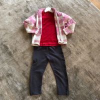 Set gestreifte Strickjacke, T-Shirt & Glitzer- Hose alles in 104 Niedersachsen - Hameln Vorschau