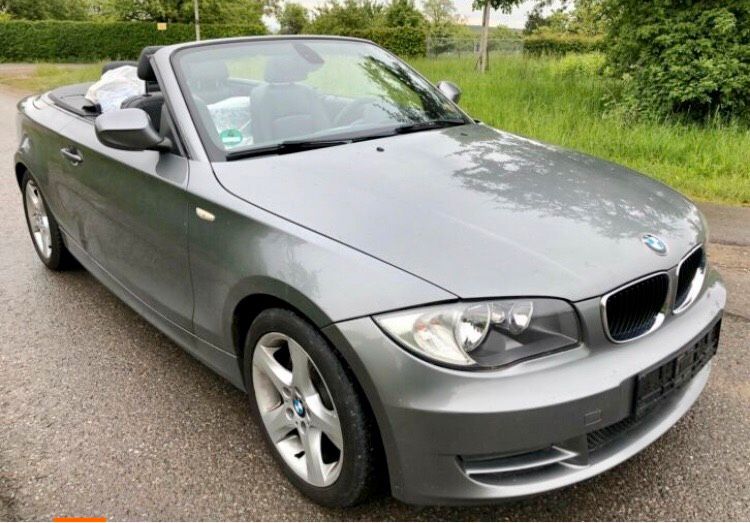 BMW 118d Cabrio Alufelgen Leder Sitzheizung Klima  TÜV NEU in Rottweil