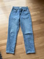 Jeans, Mom Jeans, H&M, Gr. 36 Nordrhein-Westfalen - Brakel Vorschau