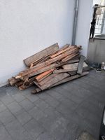 Altes Holz zum verbrennen zu verschenken Bielefeld - Brackwede Vorschau