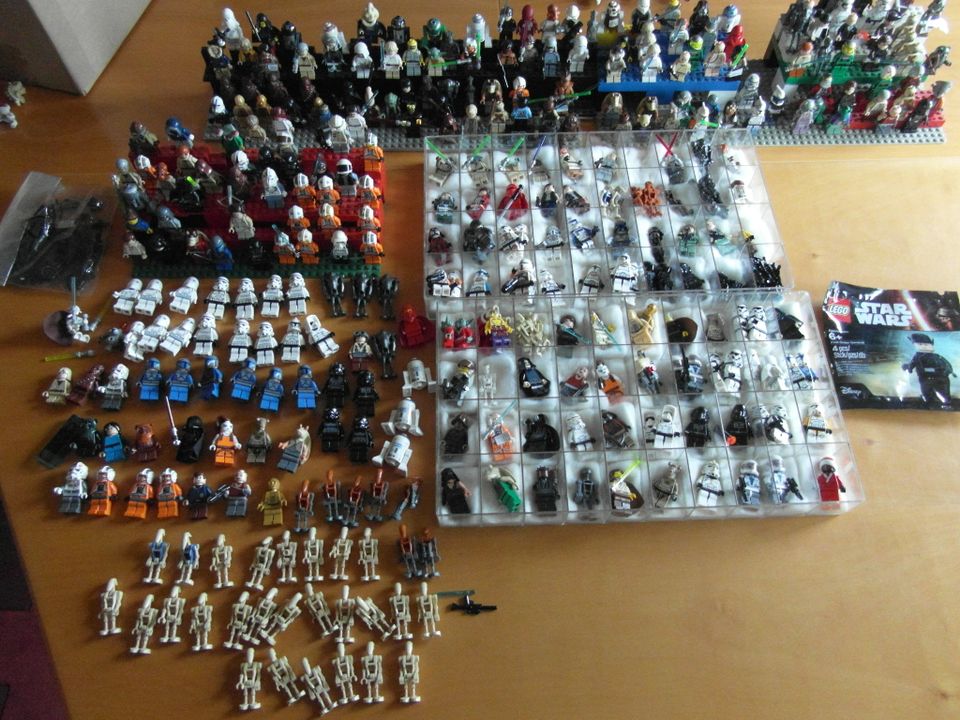 Lego Star Wars und andere Figuren. in Wilster