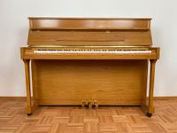 SAMICK Klavier Modell SU114 in Eiche satiniert Hessen - Wetzlar Vorschau