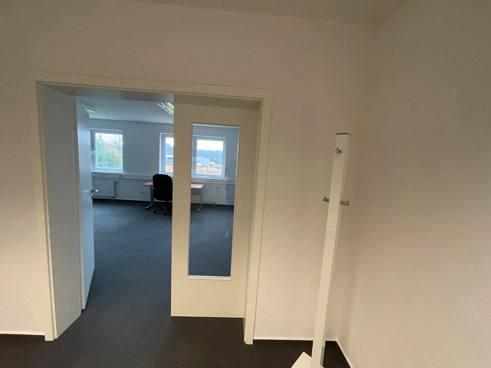 Helle Büro-, Praxisräume, auch zur Teilnutzung, Neuenkirchen in Neuenkirchen