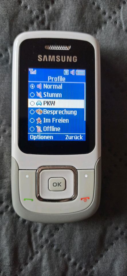 Samsung Handy E1360B in Saarlouis