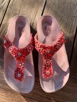 Sandalen Zehentrenner Protest keine Birkenstock rot Berlin - Reinickendorf Vorschau