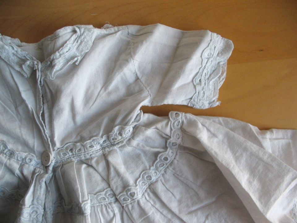weißes Baby-Spitzenkleid, Vintage, 70er/80er in Riegel